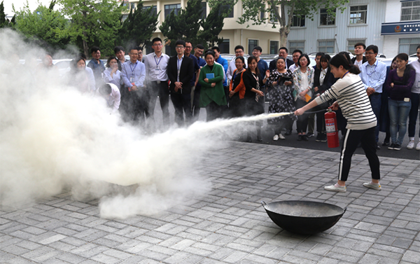 AGׯ�С�(�й�)����