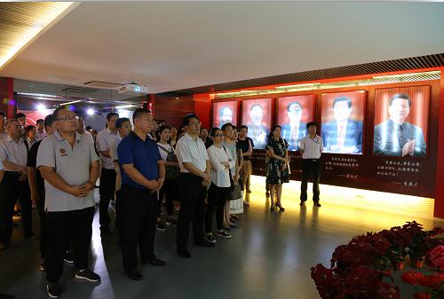 AGׯ�С�(�й�)����