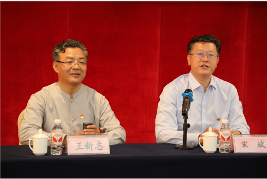 AGׯ�С�(�й�)����