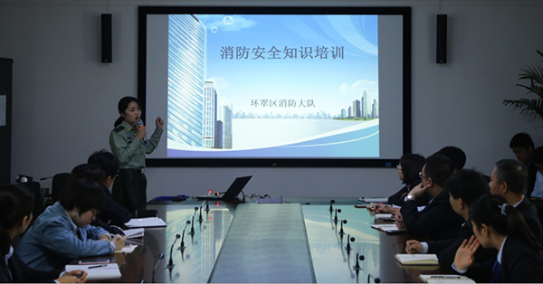 AGׯ�С�(�й�)����