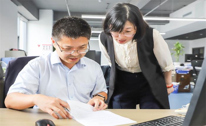 AGׯ�С�(�й�)����