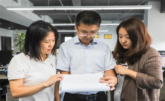 AGׯ�С�(�й�)����