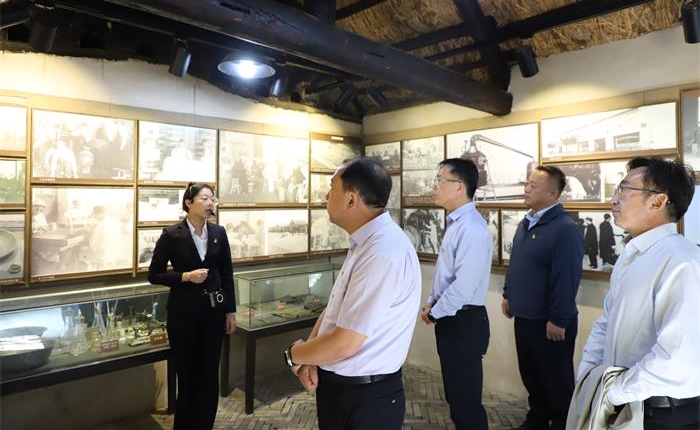 AGׯ�С�(�й�)����