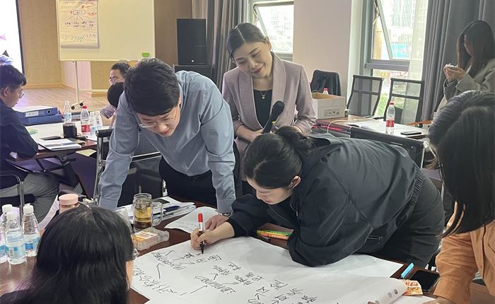 AGׯ�С�(�й�)����