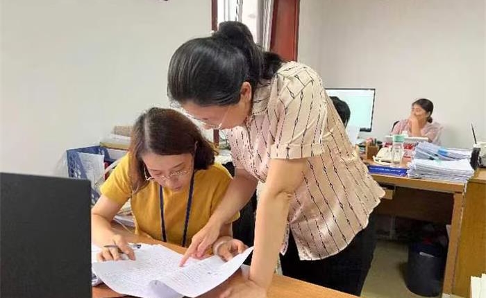 AGׯ�С�(�й�)����