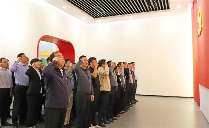 AGׯ�С�(�й�)����