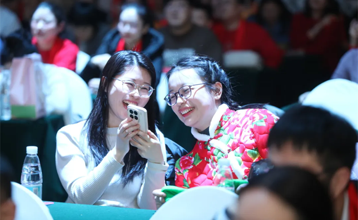 AGׯ�С�(�й�)����